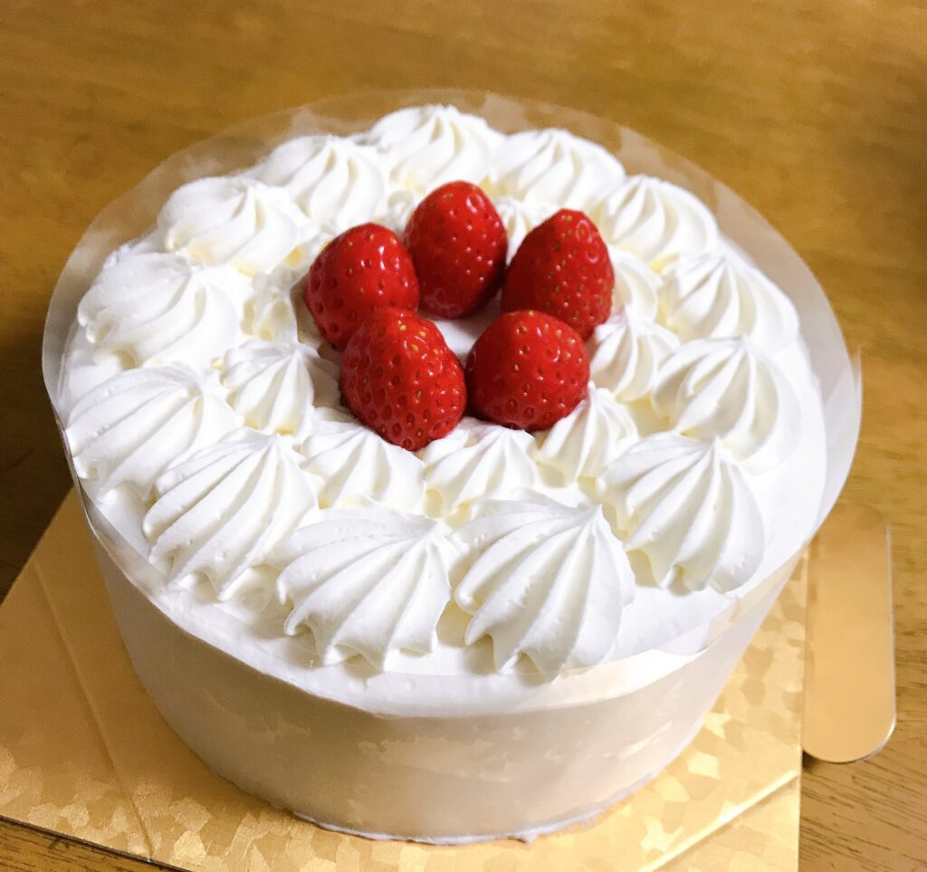 ホールケーキ