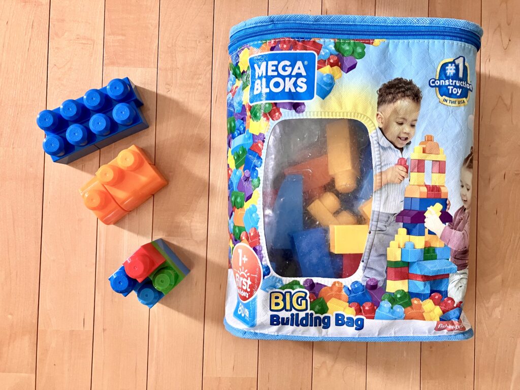 0~5歳まで遊べるおもちゃメガブロック