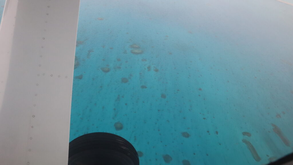 石垣波照間飛行機
